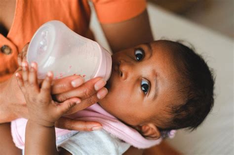 testing baby bottle temperature|can you microwave baby bottles.